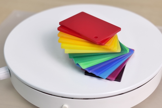 Ανώτατο Λάμψη Λευκό Προσαρμοσμένο 1.8mm 2.5mm Cast Colored Acrylic Sheet Πλεξίγλασο Πίνακα