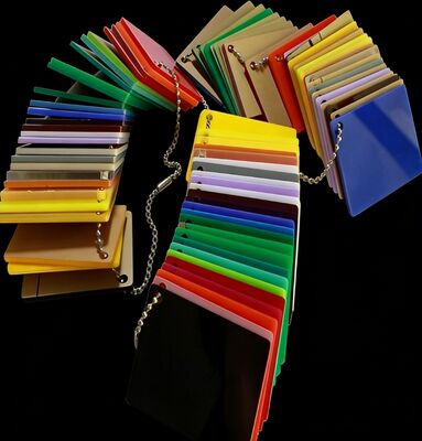 Ρασμένο χρωματιστό ακρυλικό φύλλο Προσαρμοσμένο χρώμα για τις ανάγκες του πελάτη